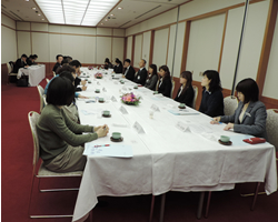 �ӌ�������̗l�q